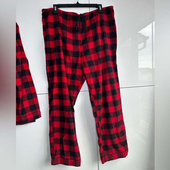 Target Wondershop Buffalo Check 2 Piece Pajama Red Black Size XL Top and Pant - Picture 3 of 5